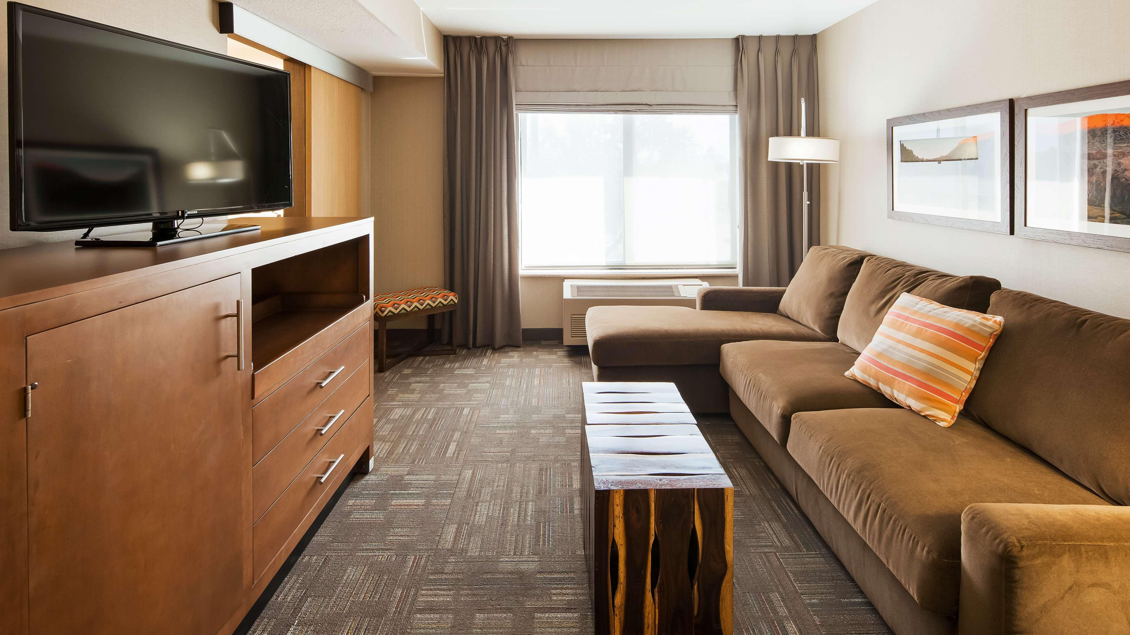 Best Western Plus Cottontree Inn Idaho Falls Exteriör bild