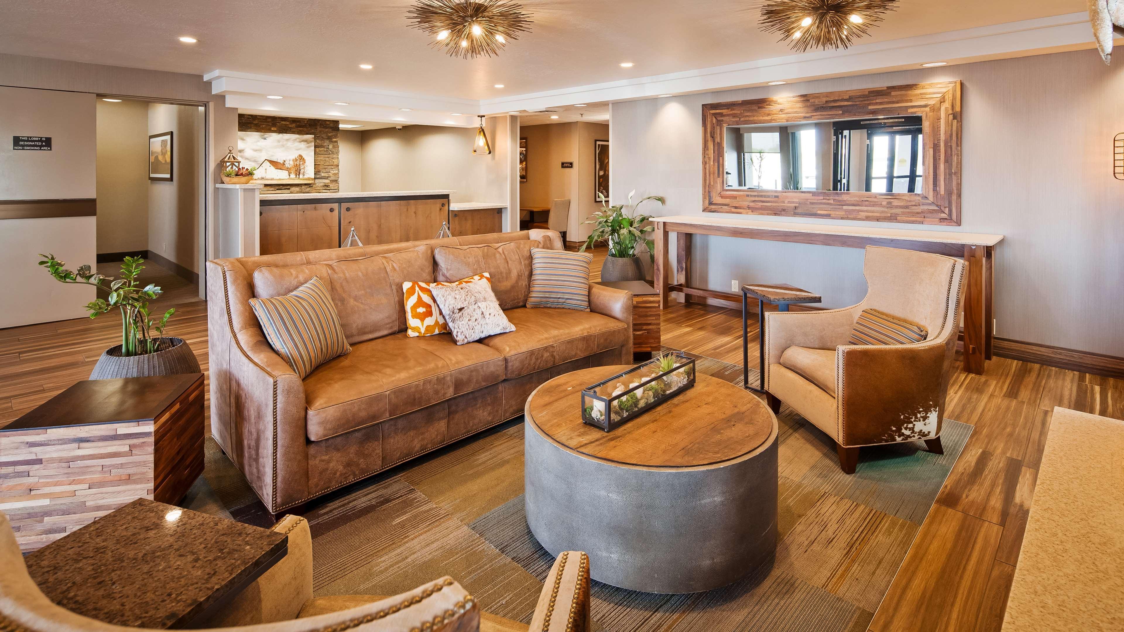Best Western Plus Cottontree Inn Idaho Falls Exteriör bild