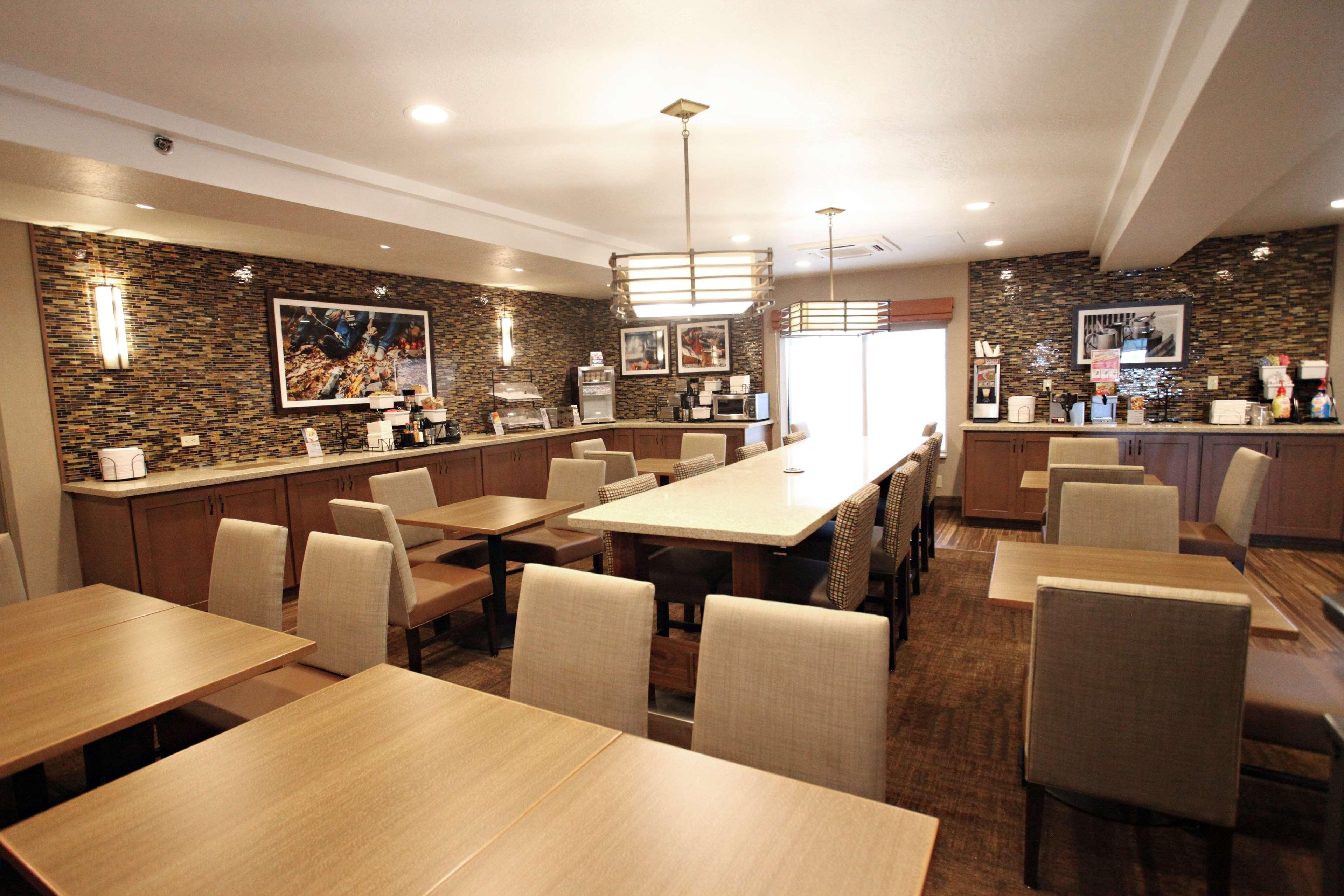 Best Western Plus Cottontree Inn Idaho Falls Exteriör bild