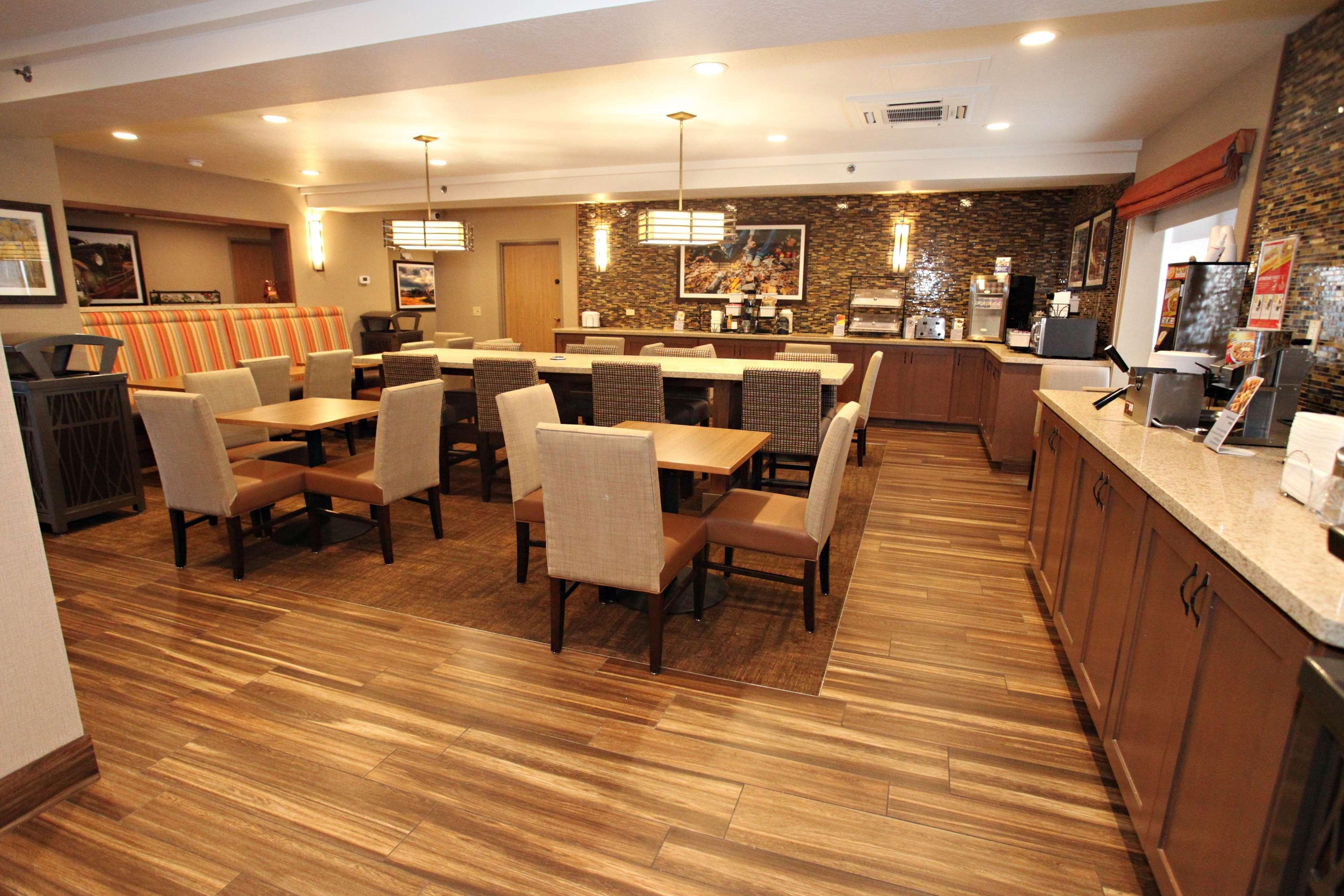 Best Western Plus Cottontree Inn Idaho Falls Exteriör bild
